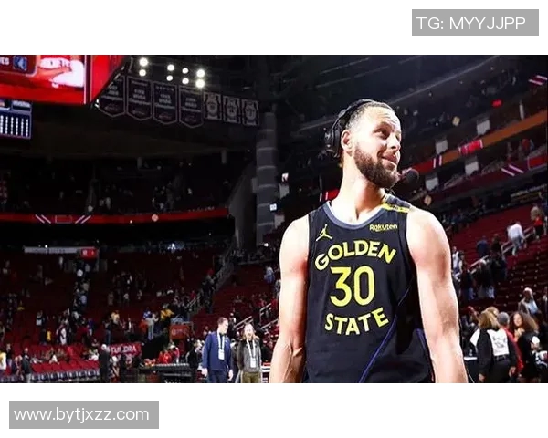 库里连续30场比赛砍下30+！追平乔丹纪录