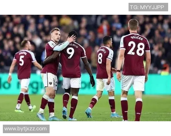 弗赖堡惊险逆转：德甲赛场的绝佳逆袭，豪取大胜