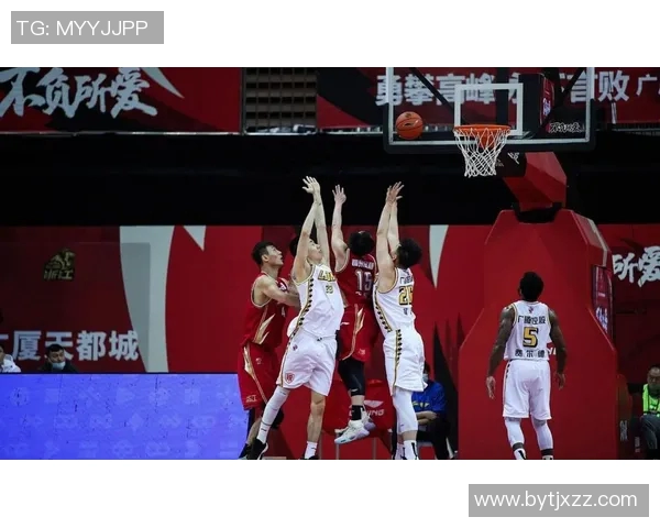 辽宁男篮强势晋级CBA季后赛，决战广东队争夺总冠军